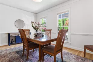913 Edgewater Cir, Chapel Hill, NC 27516 - Photo 8