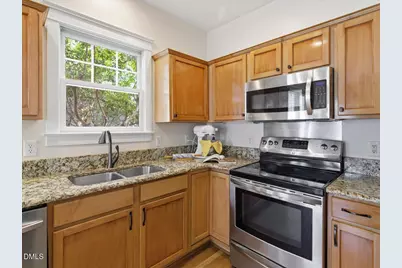 913 Edgewater Circle, Chapel Hill, NC 27516 - Photo 16