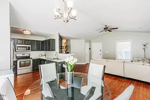 3514 Thornwood Dr, Durham, NC 27703 - Photo 6