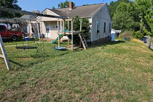 102 S Benjamine St, Durham, NC 27703 - Photo 2