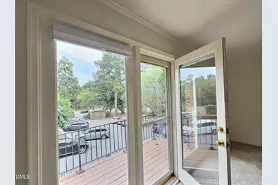 1515 E Franklin Street #Apt 16, Chapel Hill, NC 27514 - Photo 4