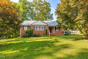 420 Rodwell St, Warrenton, NC 27589 - Photo 4