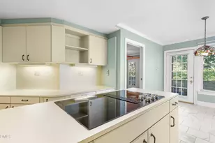 109 E Wind Ln, Cary, NC 27518 - Photo 8