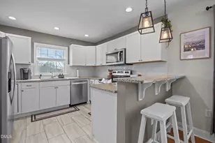 212 Southerland St, Durham, NC 27703 - Photo 12