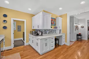 204 N Nash St, Hillsborough, NC 27278 - Photo 14