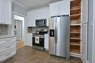 2307 Chapel Hill Rd, Durham, NC 27707 - Photo 12