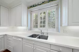 3403 Alamance Dr, Raleigh, NC 27609 - Photo 20