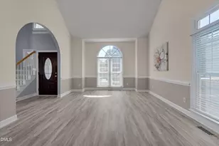 105 Merowe Ct, Cary, NC 27513 - Photo 4