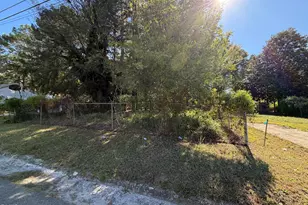 311 Henry St, Rocky Mount, NC 27803 - Photo 1