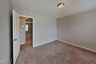 104 Yadkin St, Clayton, NC 27520 - Photo 10