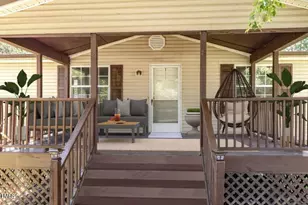 548 Riddle Ave, Hillsborough, NC 27278 - Photo 8