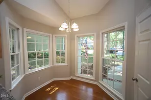 1106 Cotswold Ct, Raleigh, NC 27609 - Photo 8