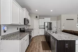 257 Buhrstone Ml St, Zebulon, NC 27597 - Photo 10