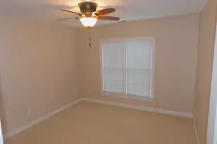 106 Southbank Dr, Cary, NC 27518 - Photo 12