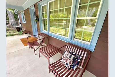 107 E Poplar Avenue, Carrboro, NC 27510 - Photo 2
