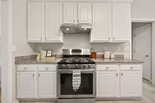 4705 Carlton Crossing Dr, Durham, NC 27713 - Photo 8