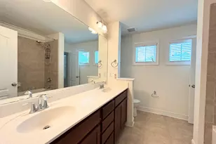 735 Lampwick Ln, Cary, NC 27513 - Photo 24