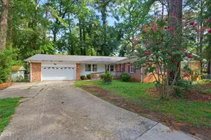 5209 Cabin Pl, Raleigh, NC 27609 - Photo 2