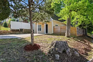 3833 Kelford St, Raleigh, NC 27606 - Photo 2