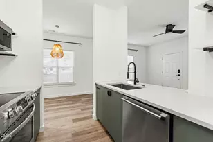 3833 Kelford St, Raleigh, NC 27606 - Photo 10