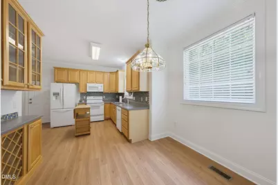 2120 Thoroughbred Drive, Hillsborough, NC 27278 - Photo 12