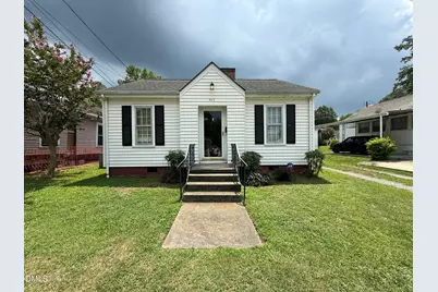 304 E Woodall Street, Smithfield, NC 27577 - Photo 2