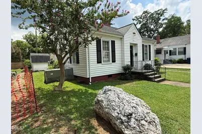 304 E Woodall Street, Smithfield, NC 27577 - Photo 4