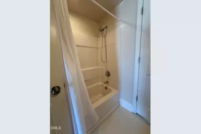 304 E Woodall Street, Smithfield, NC 27577 - Photo 14