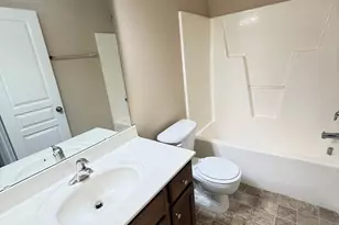 705 Keystone Park Dr, Morrisville, NC 27560 - Photo 32