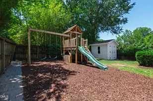 2615 Davis St, Raleigh, NC 27608 - Photo 64
