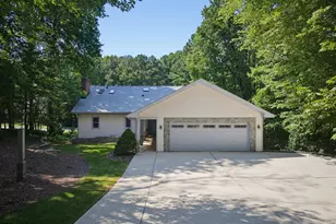 205 Livingstone Dr, Cary, NC 27513 - Photo 2