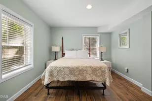 105 Lexington Rd, Chapel Hill, NC 27516 - Photo 26