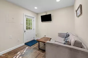105 Lexington Rd, Chapel Hill, NC 27516 - Photo 32