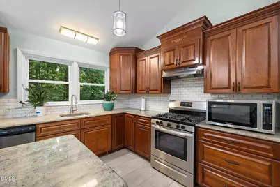 105 Lexington Road, Chapel Hill, NC 27516 - Photo 10