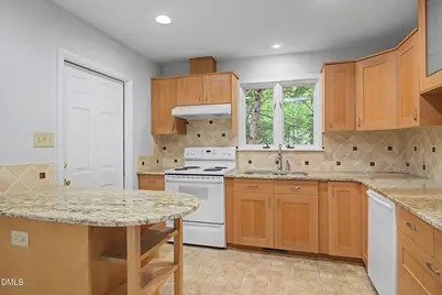 239 Seminole Drive, Chapel Hill, NC 27514 - Photo 2