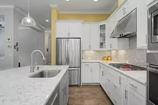 60 Middleton Pl, Chapel Hill, NC 27516 - Photo 8