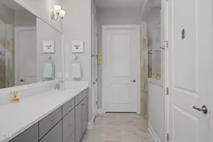 60 Middleton Pl, Chapel Hill, NC 27516 - Photo 18