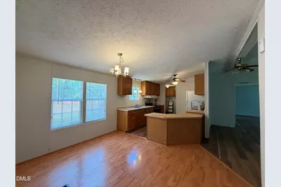 8000 Peach Blossom Lane, Apex, NC 27539 - Photo 4