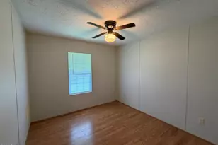 8000 Peach Blossom Ln, Apex, NC 27539 - Photo 10