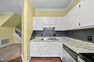 6115 Highcastle Ct, Raleigh, NC 27613 - Photo 6