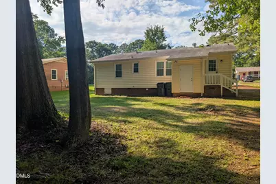 118 E McIver Street, Zebulon, NC 27597 - Photo 18
