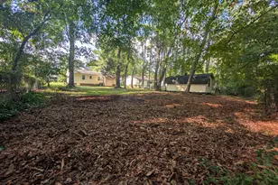 118 E McIver St, Zebulon, NC 27597 - Photo 22