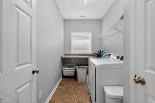 100 Drakeshire Ct, Morrisville, NC 27560 - Photo 28