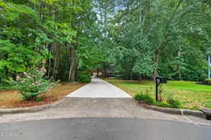 105 Dewberry Ct, Cary, NC 27518 - Photo 1