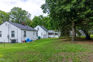 1204 Toisnot Ave NE, Wilson, NC 27893 - Photo 14