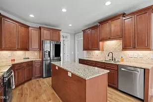 1819 Glacier Ct, Fuquay-Varina, NC 27526 - Photo 10