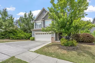 124 Sweet Violet Dr, Holly Springs, NC 27540 - Photo 4