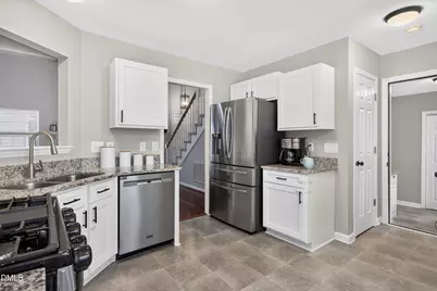 1112 Stoneferry Lane, Raleigh, NC 27606 - Photo 26