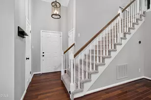 1112 Stoneferry Ln, Raleigh, NC 27606 - Photo 8
