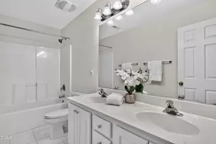 264 Hbr Crk Dr, Cary, NC 27511 - Photo 28